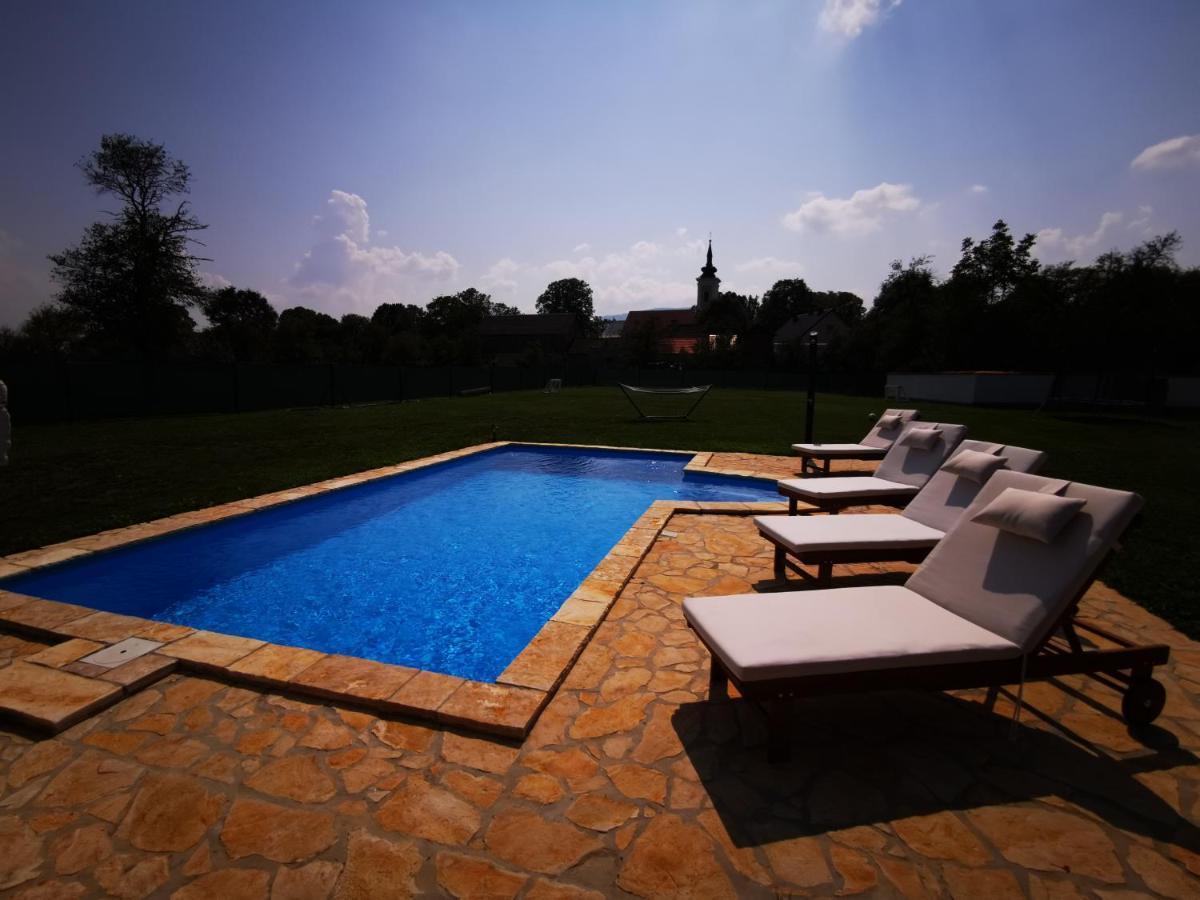 Holiday Home Bulog Sinac Ngoại thất bức ảnh